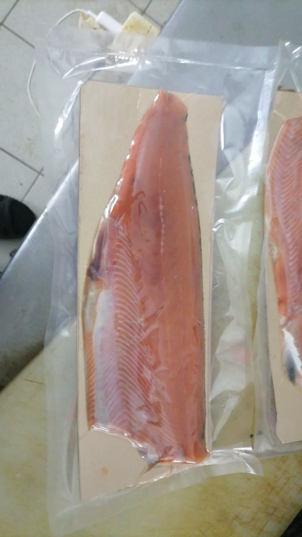 фотография продукта Рыба горячего и холодного  оптом.